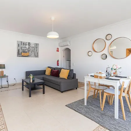 Apartament Monis Place-modern With Sunny Balcony Tavira