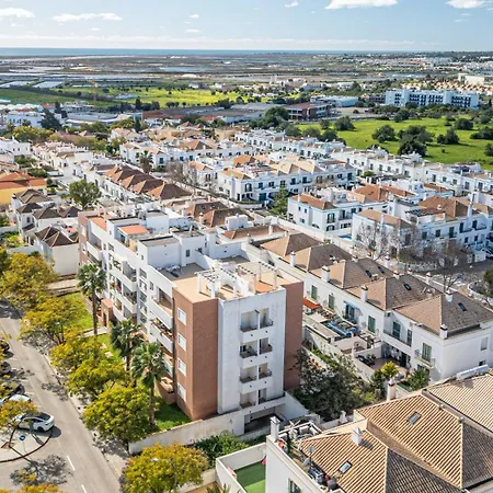 Monis Place-modern With Sunny Balcony Tavira