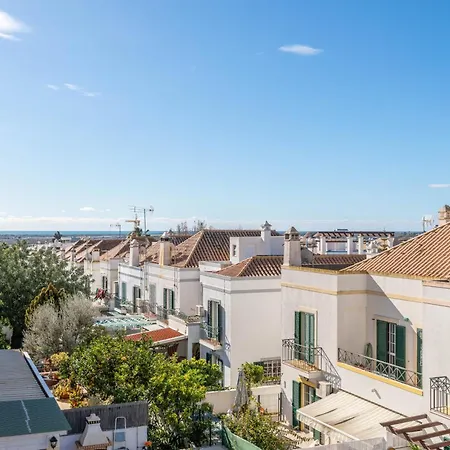 Monis Place-modern With Sunny Balcony Appartement *