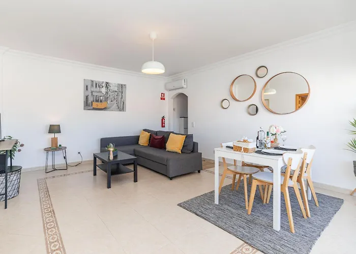 Διαμέρισμα Monis Place-modern With Sunny Balcony Ταβίρα