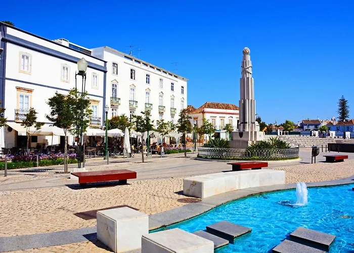 Monis Place-modern With Sunny Balcony *