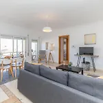 Апартаменты Monis Place-modern With Sunny Balcony