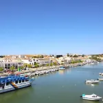 Monis Place-modern With Sunny Balcony Тавира