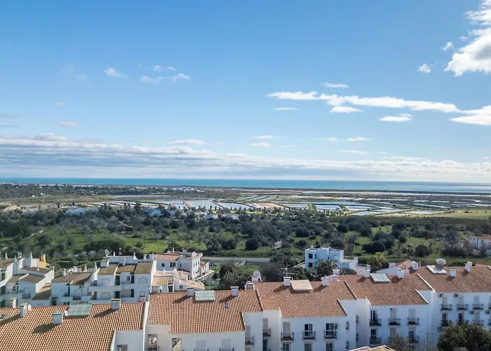 Apartment Monis Place-modern With Sunny Balcony *