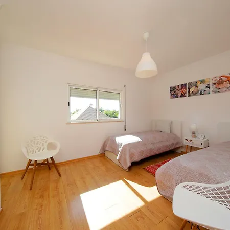 Apartment Monis Place-modern With Sunny Balcony *