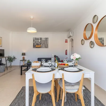 Monis Place-modern With Sunny Balcony * Tavira